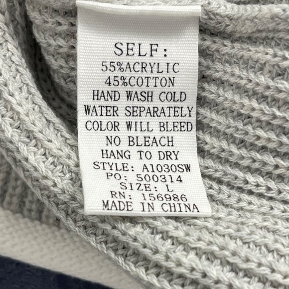 La February Sleeveless Grey and White Knit Top w/ Rolled Edge Hem - Large - NWT - Picture 5 of 6